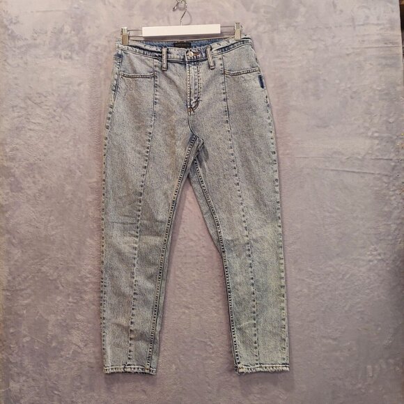 Silver Frisco Tapered Womens Size 28/28 (31x27) Mid Rise Distressed Denim Jeans - Picture 3 of 16